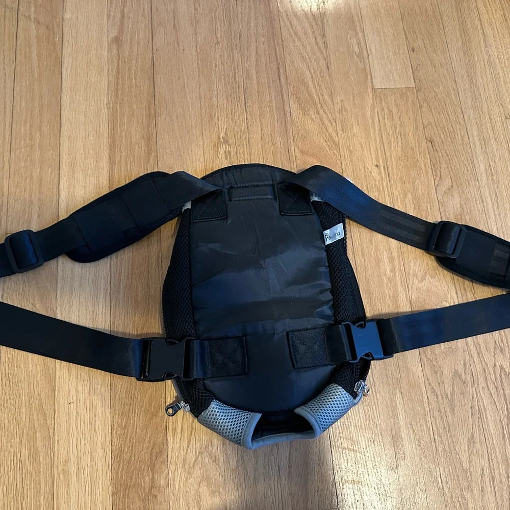 NWOT Pawaboo Pet Carrier Backpack, Adjustable Pet Front Cat Dog Carrier Small